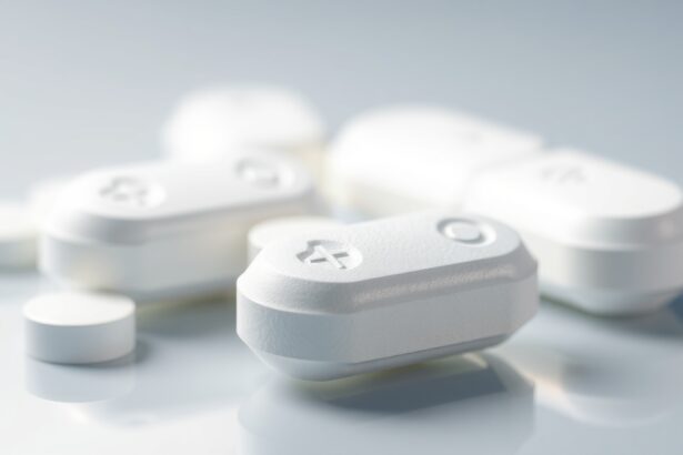 Kalmopyrin, acetilszalicilsav alapú gyógyszerek fehér tabletták formájában.